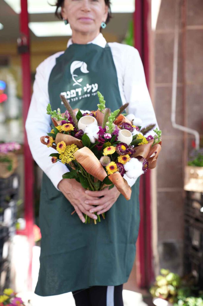 עלי דפנה חנות פרחים_זר פרחים_צילום סיילוגרף
